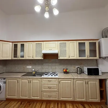 In Maria Zankovetska Theatre Leópolis