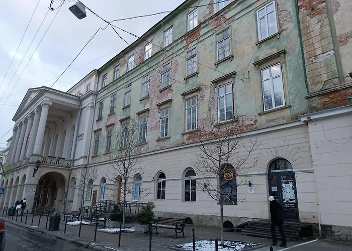 Apartamento In Maria Zankovetska Theatre