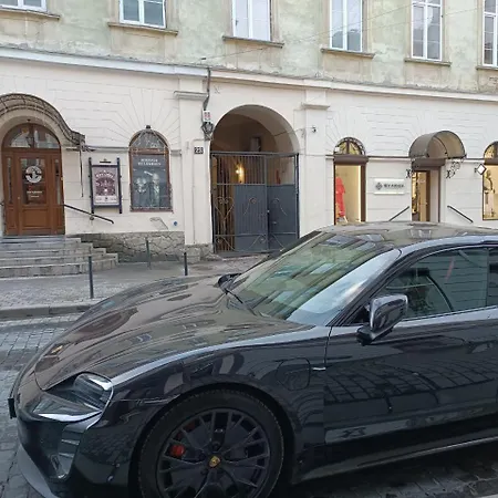 In Maria Zankovetska Theatre *