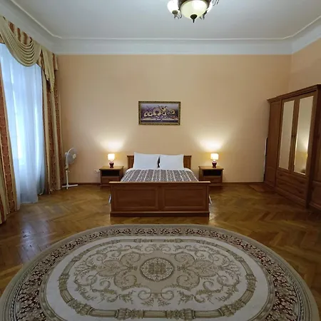 In Maria Zankovetska Theatre